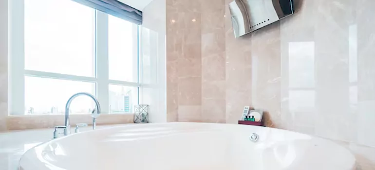 Bathroom Window Coverings in Ferry Pass, FL